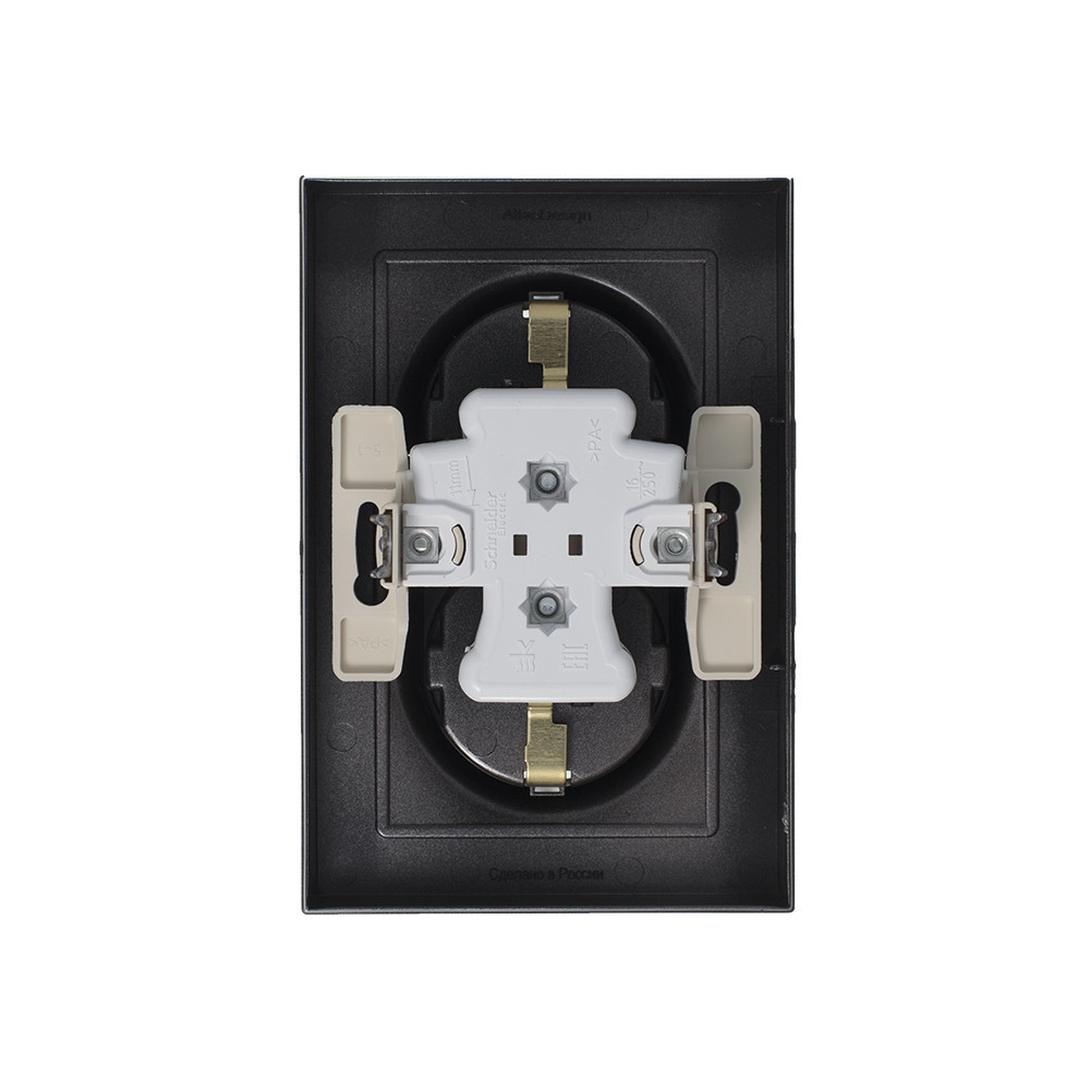 systeme electric atlasdesign розетка 2-я с заземлением мокко