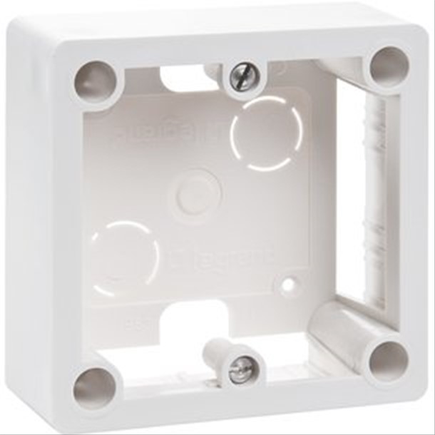 055849 Legrand коробка для открытого монтажа (100х100х36мм)