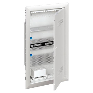 шкаф мультимедийный с дверью с вентиляционными отверстиями и din uk630mv (3 ряда) 2cpx031391r9999