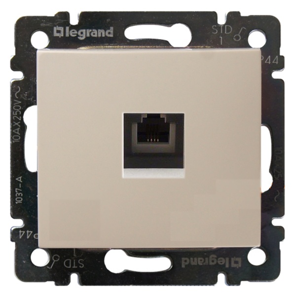 Legrand Valena розетка телефонная 1-я RJ-11 4 контакта слоновая кость