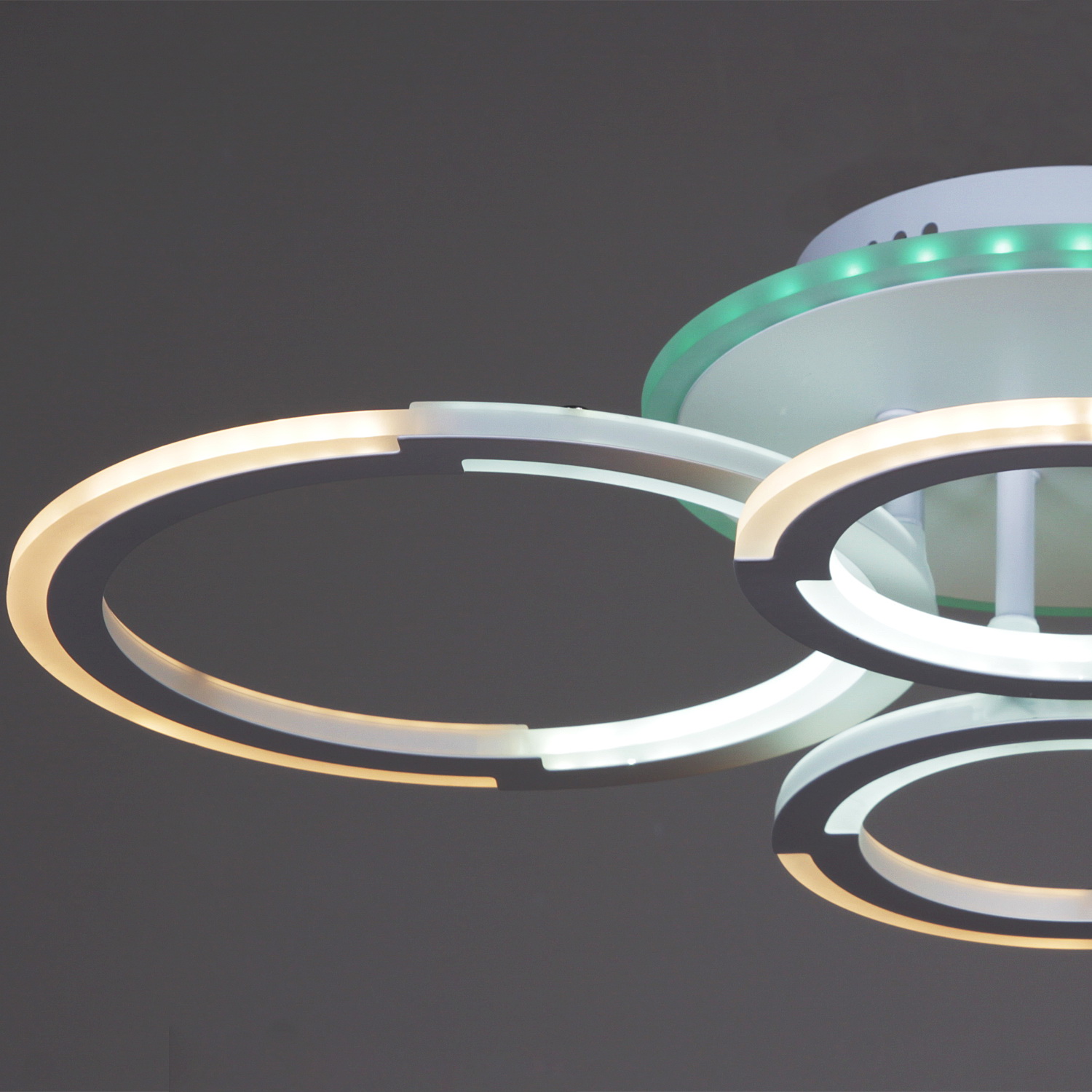 09820-3.3-2+2A WH (RGB)-2