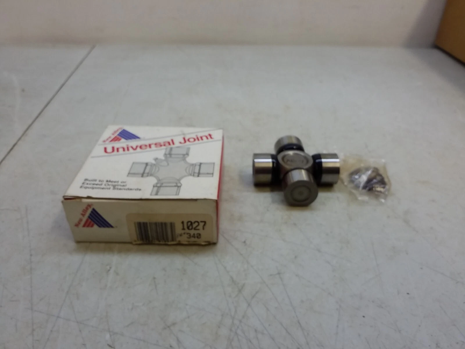 Колодка каучук 2-я с заземлением 16А 250V UNIVersal