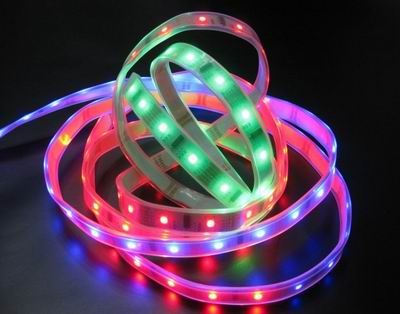 LUX Лента светодиодная открытая IP20 12V 14,4 Вт/м 5050 60led/м. 6000К холодная Eleganz (5м)
