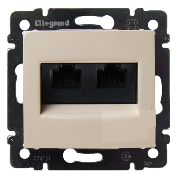 Legrand Valena розетка компьютерная 2-я RJ-45 UTP 300МГц 8 контактов 2 выхода 5 кат. слоновая кость