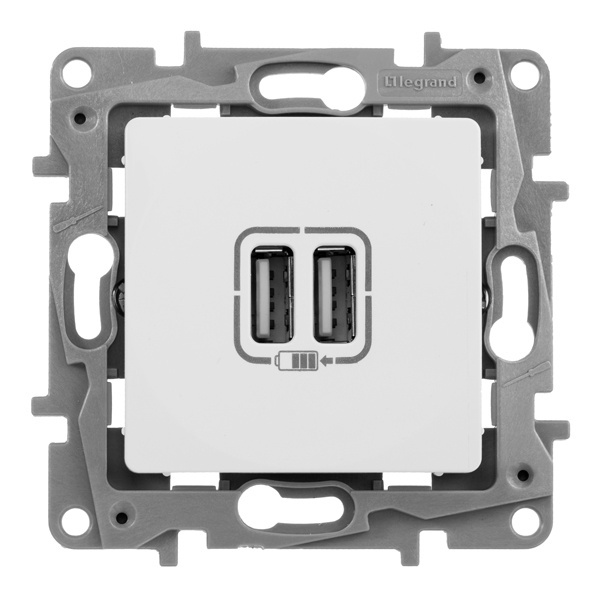 Legrand Etika Зарядное устройство с двумя USB-разьемами 240В/5В 2400мА белый
