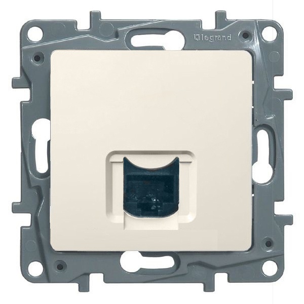 Legrand Etika розетка компьютерная 1-я RJ-45 UTP 8 контактов 1 выход 6 кат. слоновая кость